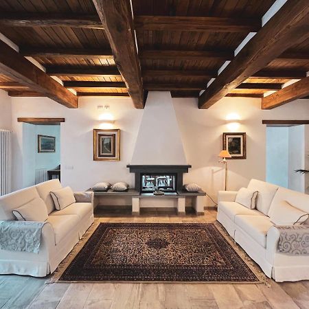 L'Antico Asilo Hotel Stazzema ภายนอก รูปภาพ